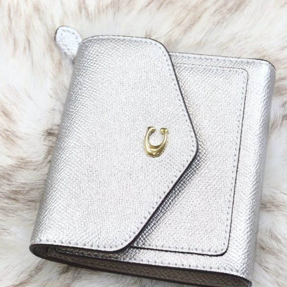 Coach WYN SMALL WALLET (COACH C7181) - Picture 3 of 9